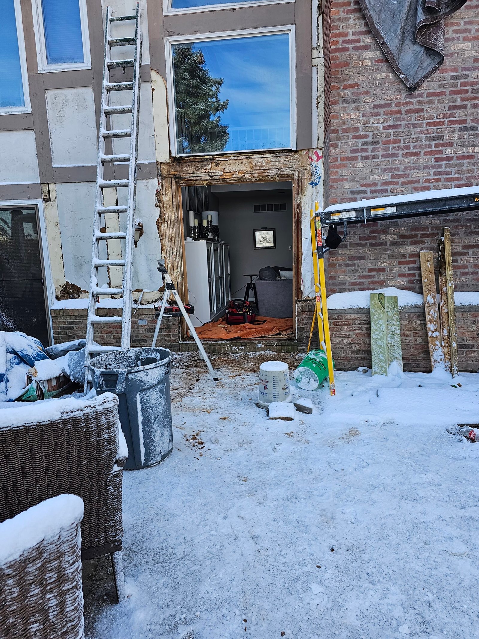 Energy-efficient exterior window replacements in a classic Milwaukee home enhancing curb appeal